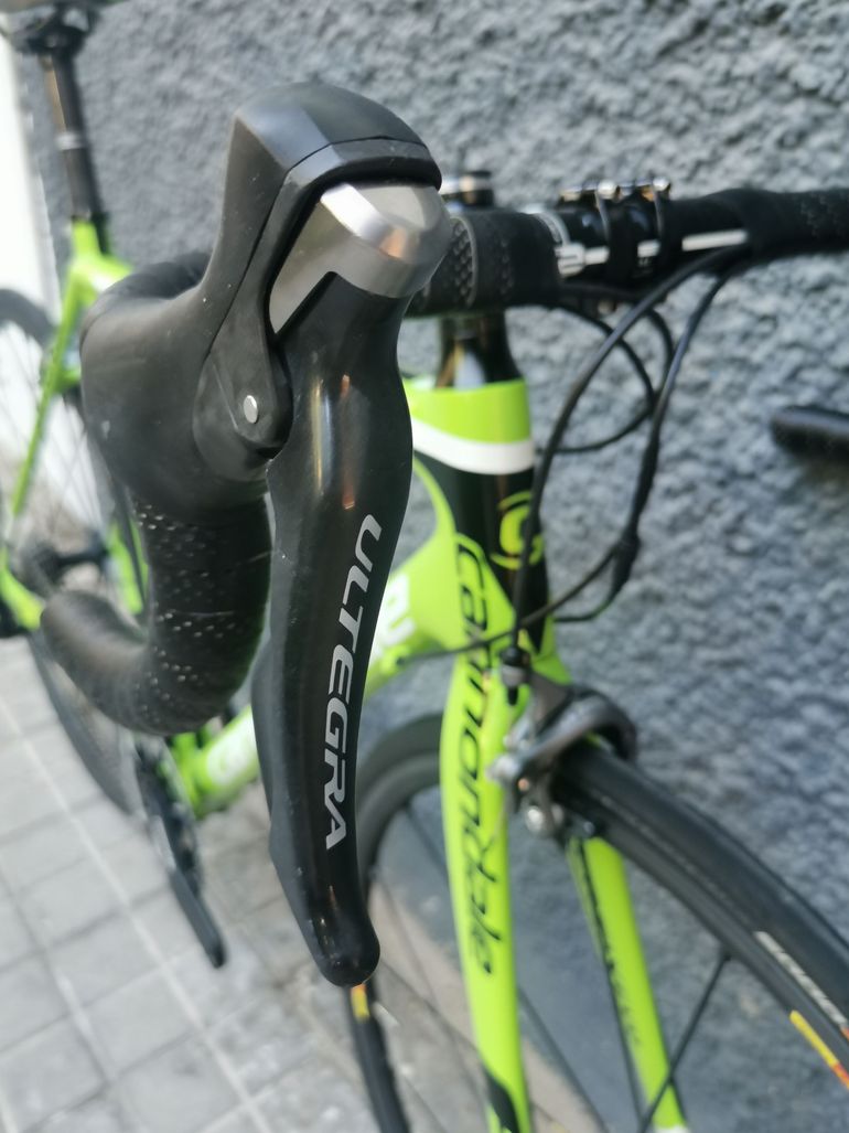 Used Cannondale Cannodale Supersix Evo Ultegra 2015 Road & Gravel — image 6 of 13