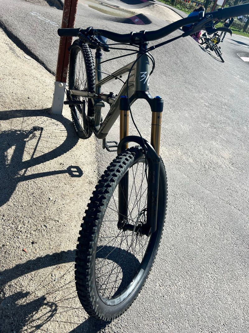 Used Canyon Spectral 5 2025 2025 Mountainbike, Green, 29, 27.5 — image 2 of 5