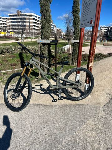 Used Canyon Spectral 5 2025 2025 MTB