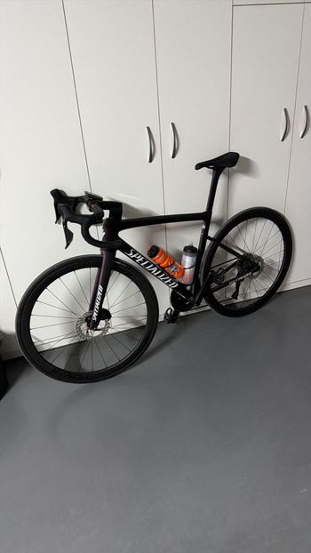 Used Specialized Tarmac SL8 Comp - Shimano 105 Di2 2026 2026 Road & Gravel, Black — image 3 of 3