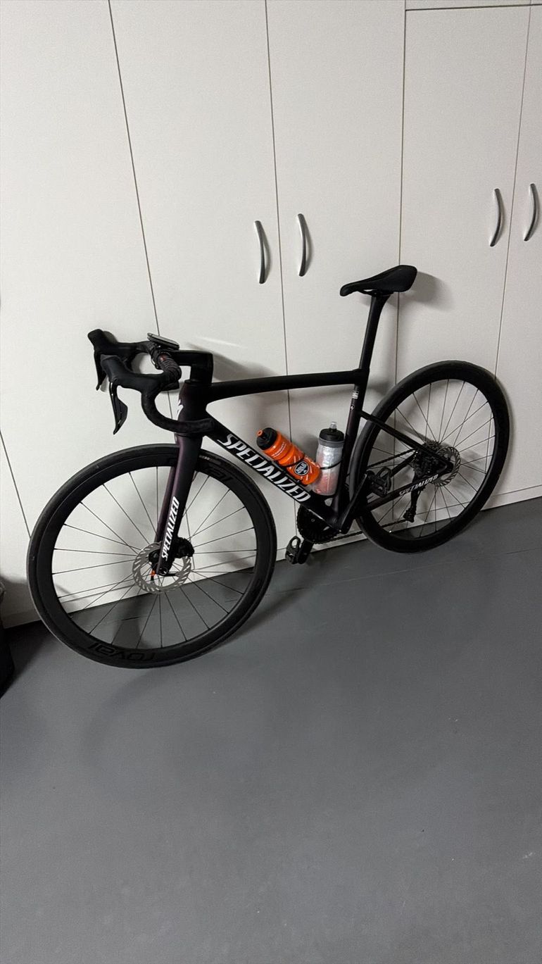 Used Specialized Tarmac SL8 Comp - Shimano 105 Di2 2026 2026 Road & Gravel, Black — image 3 of 3