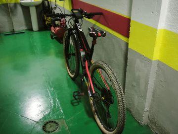 ROCKRIDER XC900S 2020 Mountainbike d'occasion — image 4 sur 6