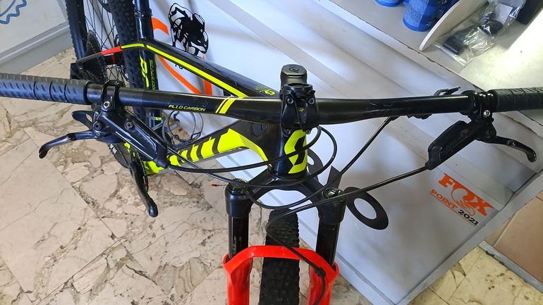 Used Scott Scale RC 900 World Cup 2018 2018 Mountainbike, Black, 29 — image 5 of 9