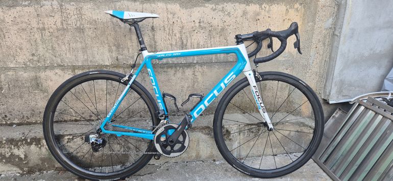 Tweedehands Focus IZALCO MAX RED eTap 2018 2018 Road & Gravel — afbeelding 6 van 8