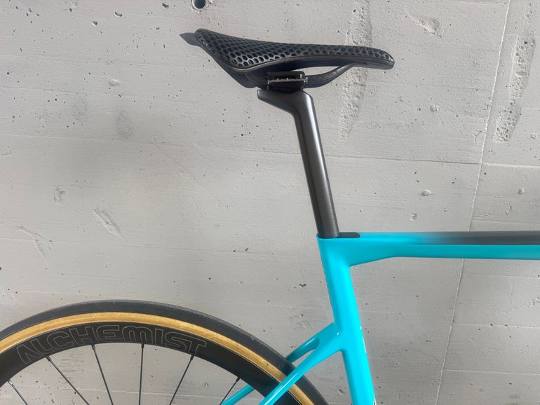 Used BMC Teammachine SLR 01 FOUR 2024 2024 Road & Gravel, Blue — image 4 of 11