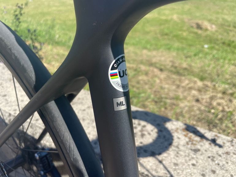 Used Giant TCR Advanced 1 Disc 2021 2021 Road & Gravel, Light Gray — image 12 of 18