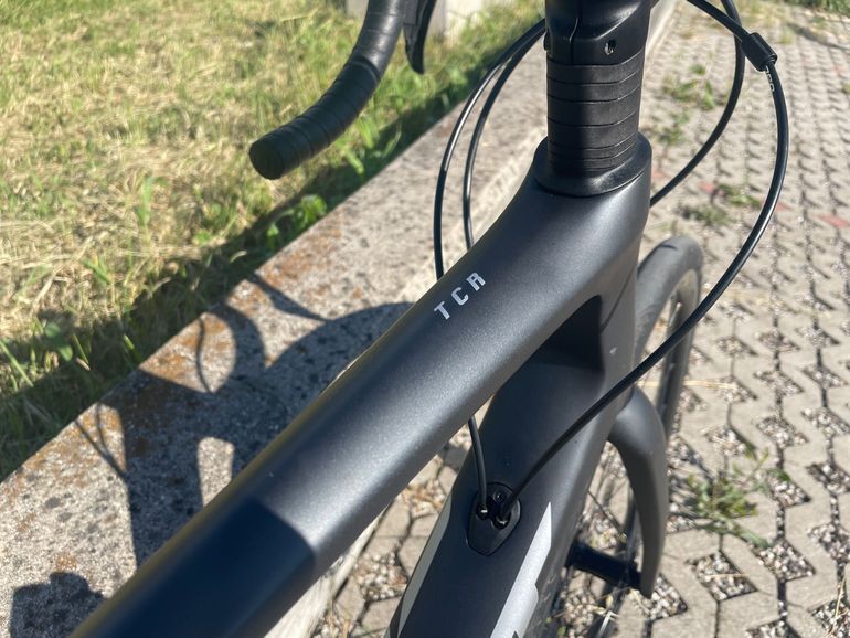 Used Giant TCR Advanced 1 Disc 2021 2021 Road & Gravel, Light Gray — image 7 of 18