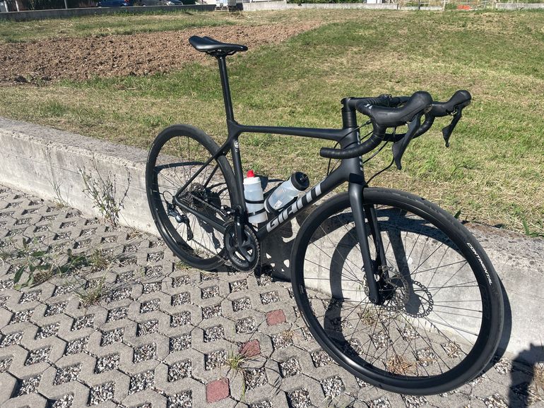 Used Giant TCR Advanced 1 Disc 2021 2021 Road & Gravel, Light Gray — image 3 of 18