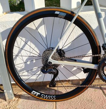 Used Canyon Endurace CF SL 8 Aero 2023 2023 Road & Gravel, Light Gray — image 26 of 28