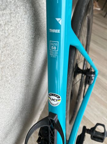 Used BMC Teammachine SLR 01 THREE 2023 2023 Road & Gravel — image 4 of 9