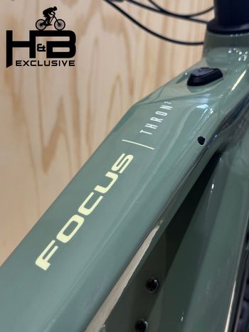 Used Focus THRON² 6.8 SHIMANO XT 2024 Mountainbike, Verde — image 12 of 17