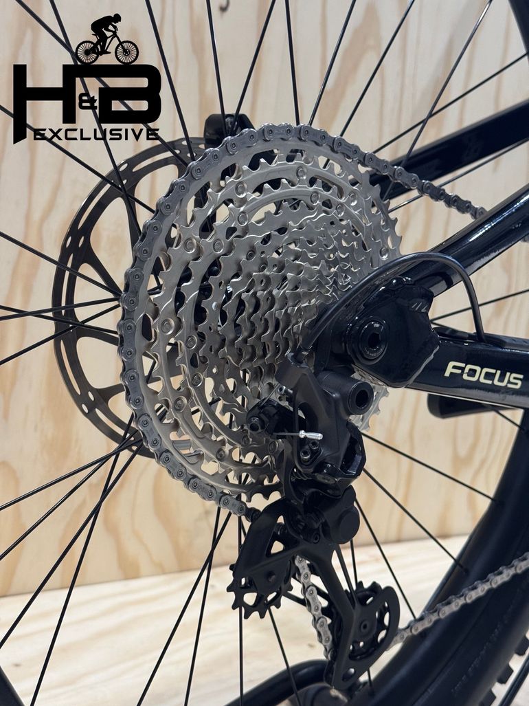 Used Focus THRON² 6.8 SHIMANO XT 2024 Mountainbike, Verde — image 17 of 17