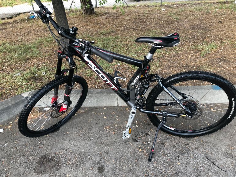 Used Scott Genius MC Concept 20 2000 Mountainbike, Negro — image 1 of 5