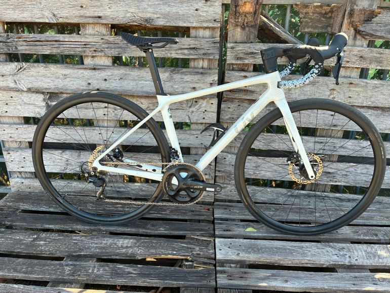 Used Giant Liv Langma 2021 Road & Gravel, White — image 1 of 15