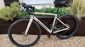 Used Specialized Specialized Diverge Carbon 2023 Road & Gravel — image 12 of 24