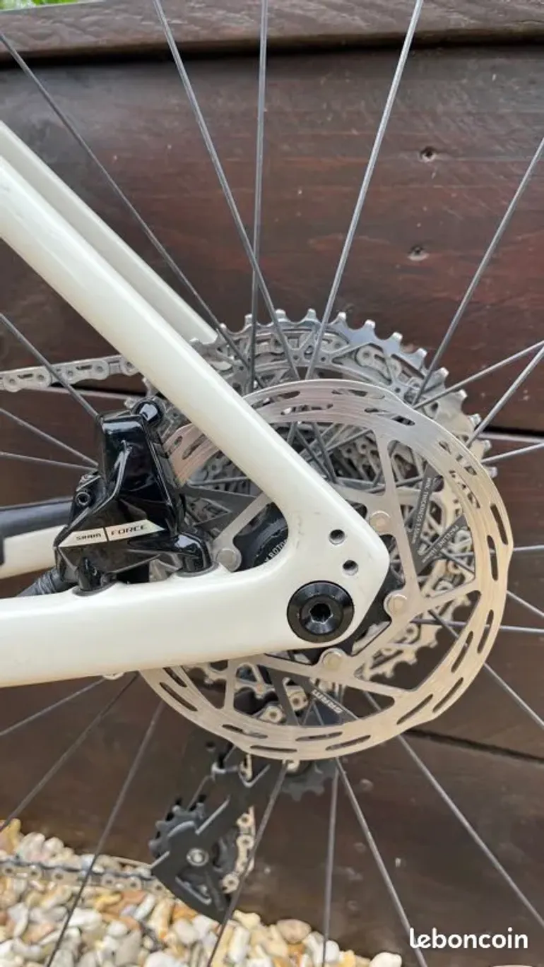 Used Specialized Specialized Diverge Carbon 2023 Road & Gravel — image 7 of 24