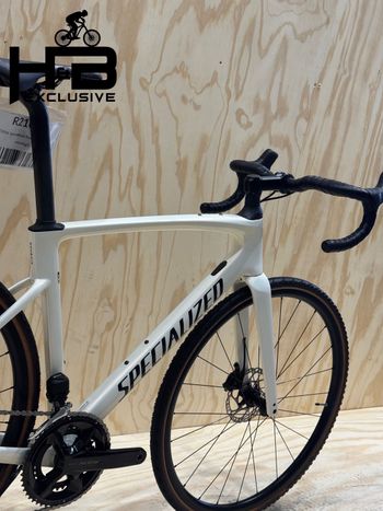 Used Specialized Roubaix SL8 Comp Carbon Shimano 105 2024 Road & Gravel, White — image 9 of 11