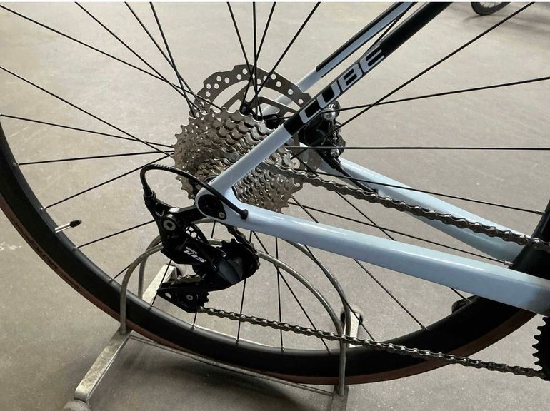 Used CUBE ATTAIN C:62, RACE 2026 2026 Road & Gravel, Blue — image 8 of 8