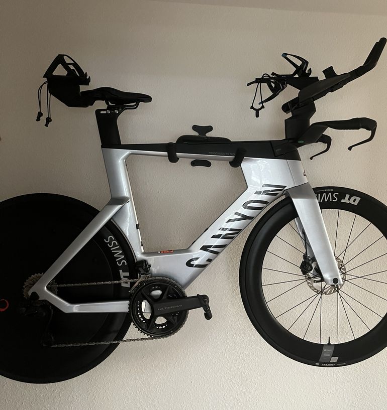 Used Canyon Speedmax CF SLX 8 Di2 2024 2024 Road & Gravel, Light Gray — image 1 of 16