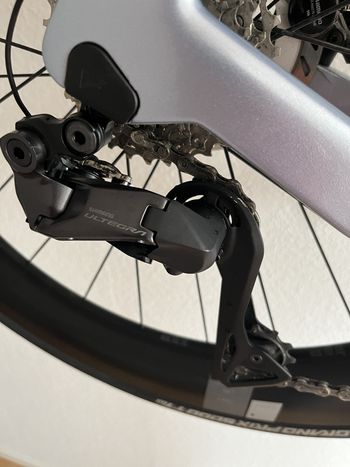 Used Canyon Speedmax CF SLX 8 Di2 2024 2024 Road & Gravel, Light Gray — image 3 of 13