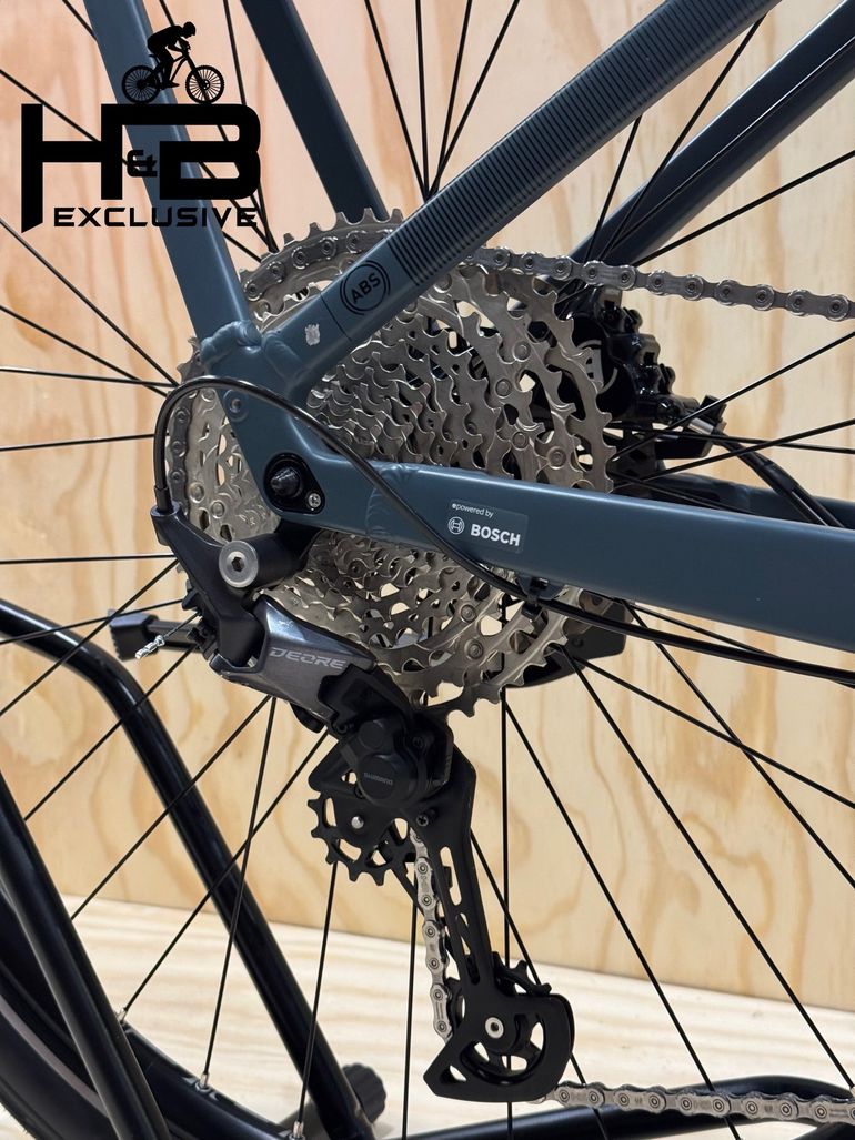 Used CUBE Kathmandu Hybrid ABS 750 Shimano Deore 2024 Urban — image 14 of 15