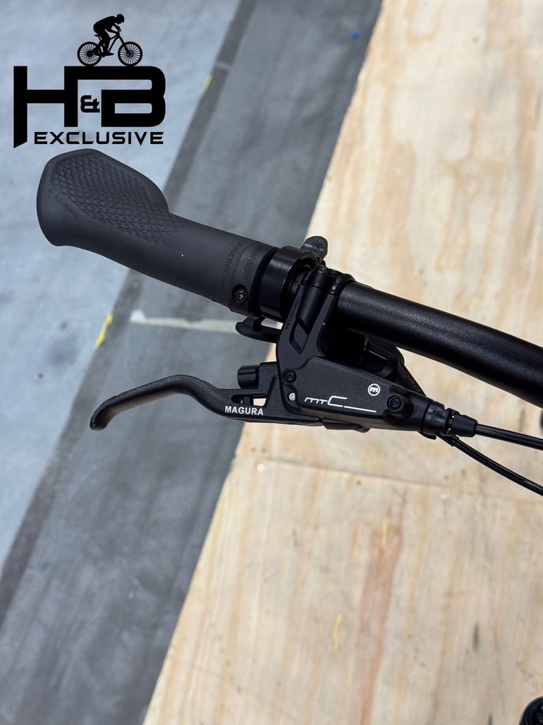 Used CUBE Kathmandu Hybrid ABS 750 Shimano Deore 2024 Urban — image 6 of 15