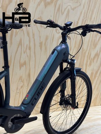 Used CUBE Kathmandu Hybrid ABS 750 Shimano Deore 2024 Urban — image 13 of 15