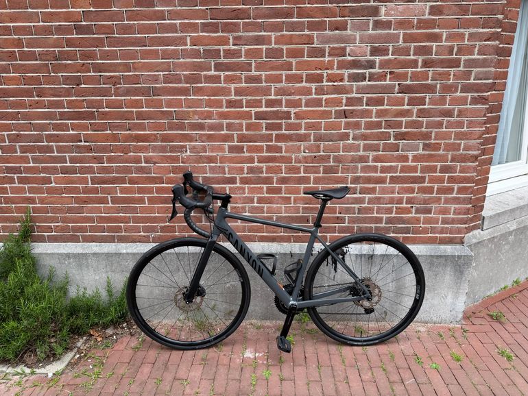 Used Canyon Endurace Shimano 105 2024 Road & Gravel, Black — image 9 of 9