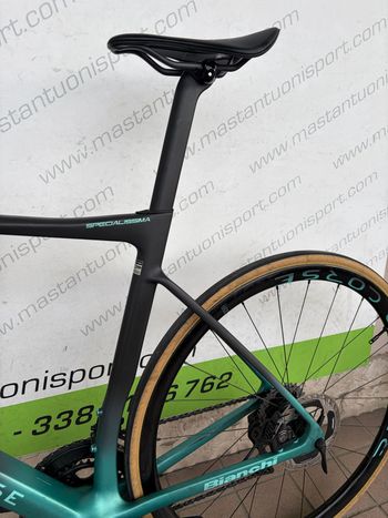 Used Bianchi Specialissima RC Durace Di2 2025 2025 Road & Gravel — image 5 of 9