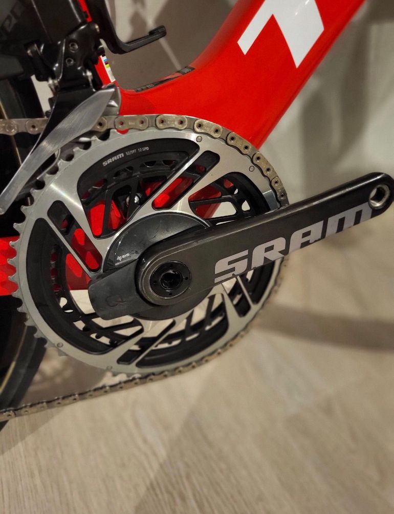 Used Trek Madone SLR 9 AXS Gen 7 2024 2024 Road & Gravel, Red — image 8 of 9