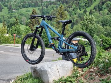 Used VPace Moritz 20 2022 Youth, Light Gray — image 1 of 12