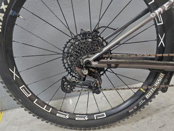 Used Commencal META HT AM RACE 29 2021 2021 Mountainbike, Light Gray, 29 — image 4 of 5