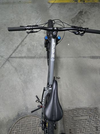 Used Commencal META HT AM RACE 29 2021 2021 Mountainbike, Light Gray, 29 — image 6 of 10