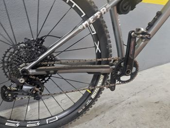 Used Commencal META HT AM RACE 29 2021 2021 Mountainbike, Light Gray, 29 — image 3 of 5
