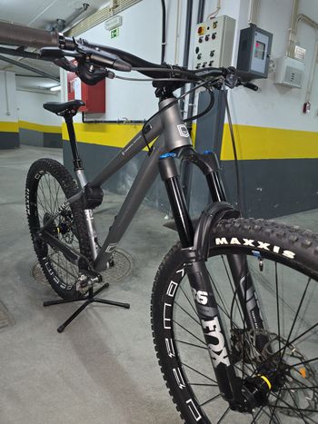Używany Commencal META HT AM RACE 29 2021 2021 MTB