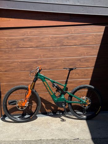 Used Specialized Turbo Levo 3 Comp Alloy 2024 2024 Mountainbike, Green, 29, 27.5 — image 4 of 9