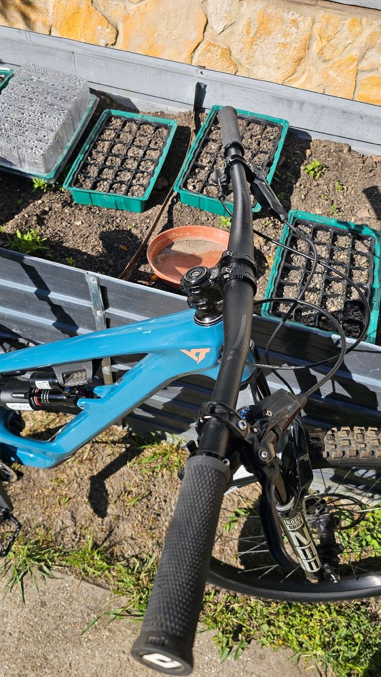 Used YT YT Custom SRAM GX Eagle AXS 2024 Mountainbike, Blue, 29 — image 7 of 37