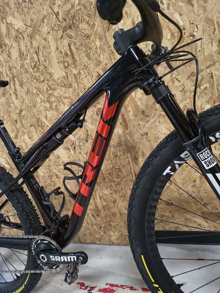 Used Trek Supercaliber SLR 9.9 XX AXS Gen 2 2025 2025 Mountainbike, Red, 29 — image 6 of 11