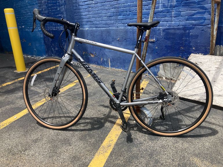 Used Jamis RENEGADE S3 2023 2023 Road & Gravel, Light Gray — image 2 of 4