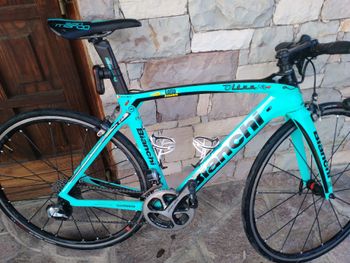 Used Bianchi Oltre XR.4 Dura Ace 2017 2017 Road & Gravel, Grün — image 2 of 3