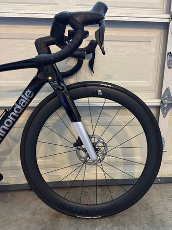 Used Cannondale SuperSix EVO 3 2024 2024 Road & Gravel, Black — image 5 of 11