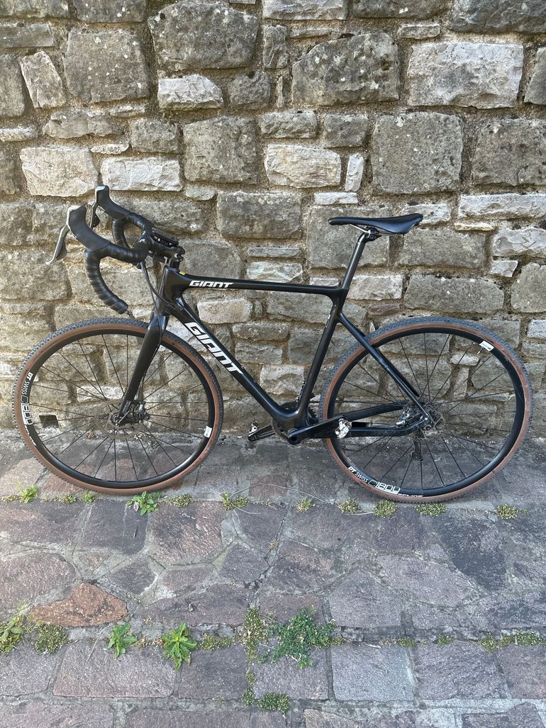 Used Giant TCX, Advanced Pro 2 2022 2022 Road & Gravel, Schwarz — image 1 of 8