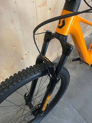 Używany Scott Spark 700 Yellow 2022 Mountainbike — zdjęcie 4 z 10