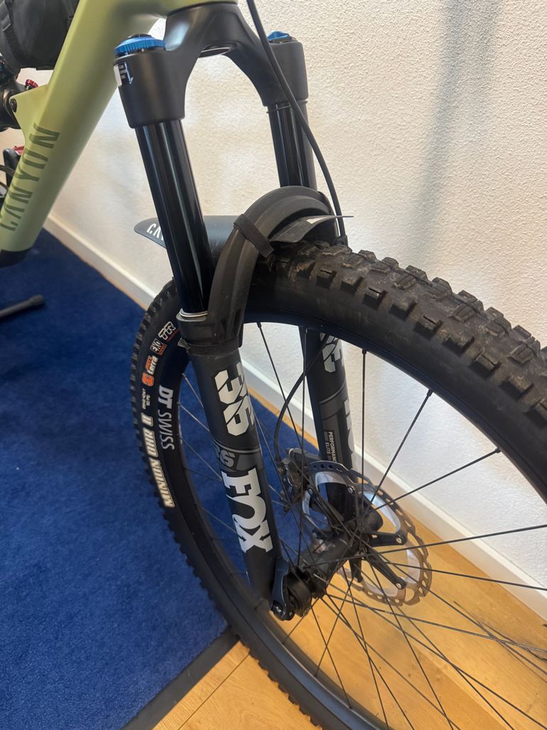 Used Canyon Spectral 125 CF 8 2024 Mountainbike, Green — image 9 of 11