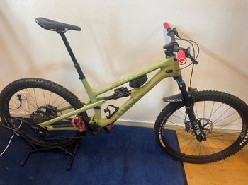 Used Canyon Spectral 125 CF 8 2024 Mountainbike, Green — image 5 of 11