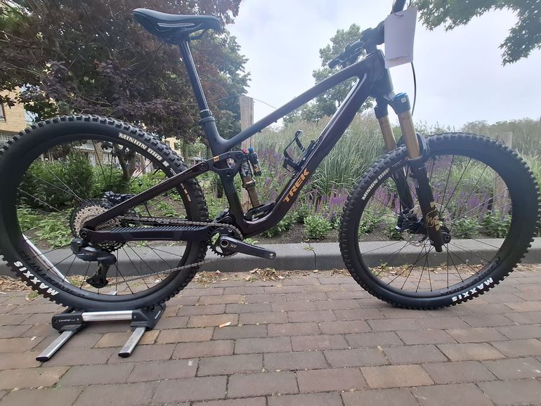 Used Trek Fuel EX 9.8 XT Di2 Gen 7 2026 2026 Mountainbike, Black — image 1 of 7