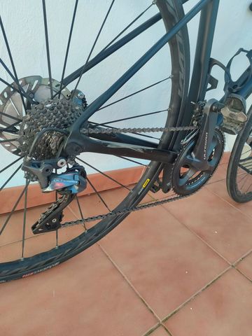 Canyon Endurace CF SL Disc 8.0 2018 2018 Road & Gravel usato, Nero — immagine 2 di 11