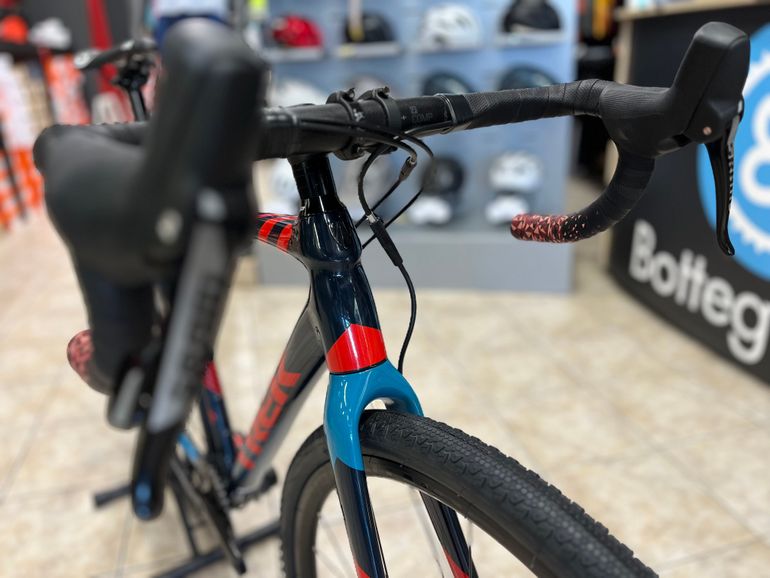 Used Trek Crockett 5 Disc 2021 2021 Road & Gravel, Blue — image 8 of 18