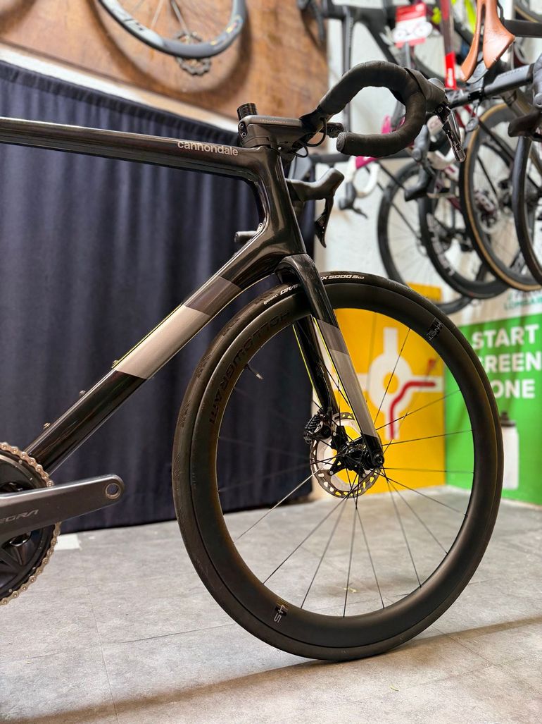 Used Cannondale SuperSix EVO Neo 3 2022 2022 Road & Gravel, Black — image 16 of 26
