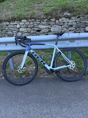 Used Trek Émonda SL 6 2024 2024 Road & Gravel, Purple — image 2 of 9